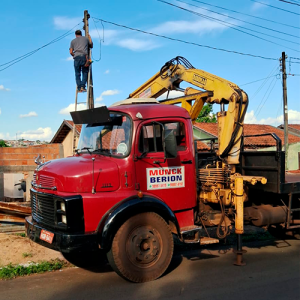 Munck Berion Londrina - Içamento de Cargas e Trabalhos em Altura